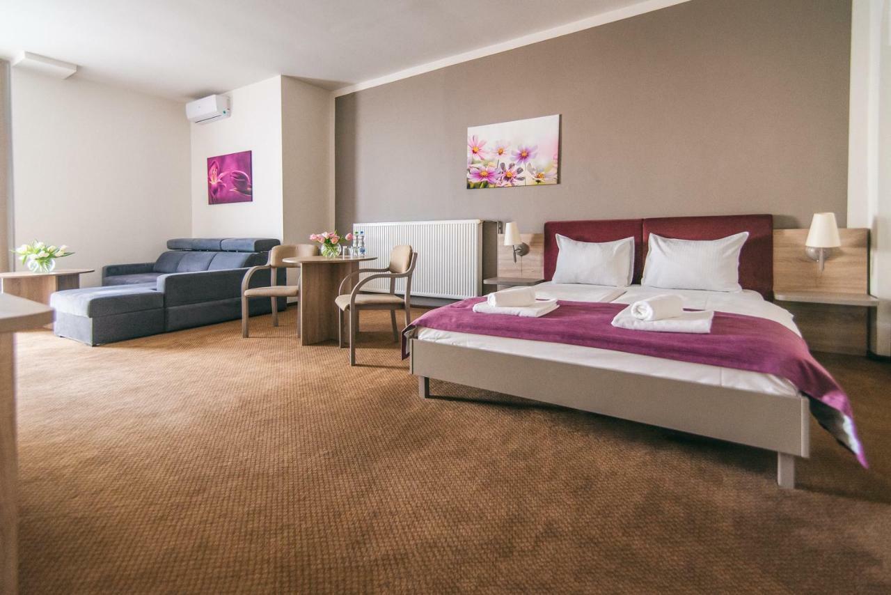 Hotel Forum